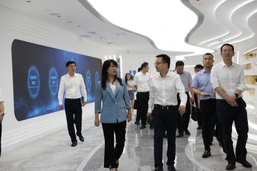 尊龙·Z6(中国认证)集团有限公司官网